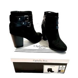 NWT Black Suede Ophelia Roe Size 8 Heeled Booties
